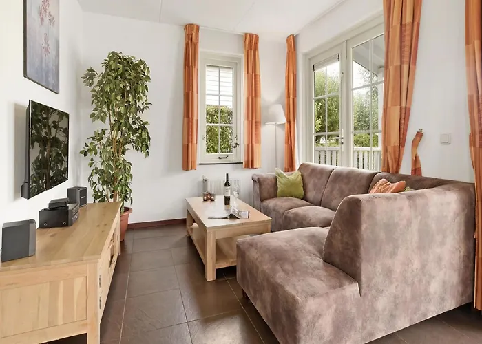 By Water Near Rotterdam Сasa de vacaciones Simonshaven