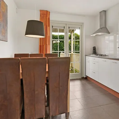 By Water Near Rotterdam Simonshaven